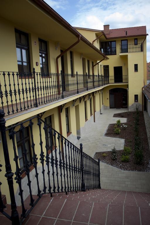 Pekapartman Kőszeg Eksteriør bilde